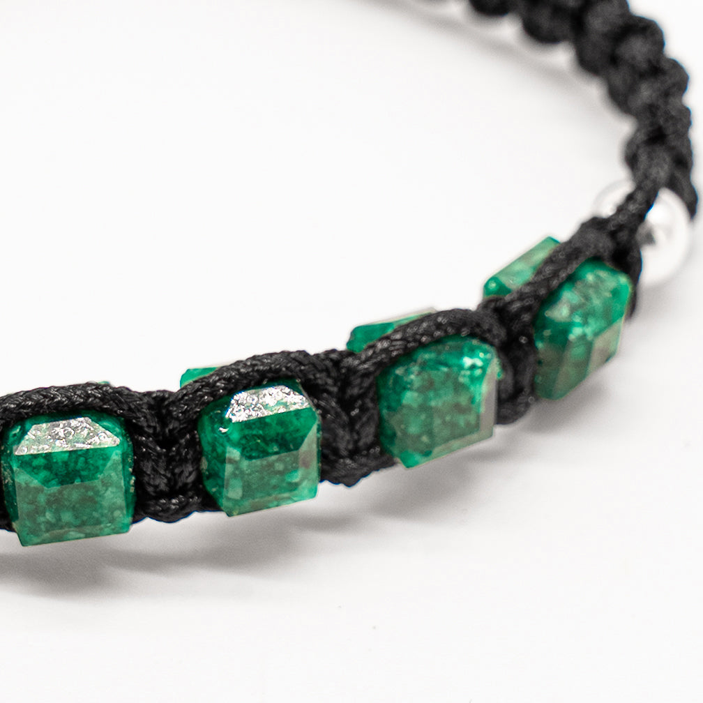 Bloom: Brazalete con 4 esmeraldas naturales encapsuladas