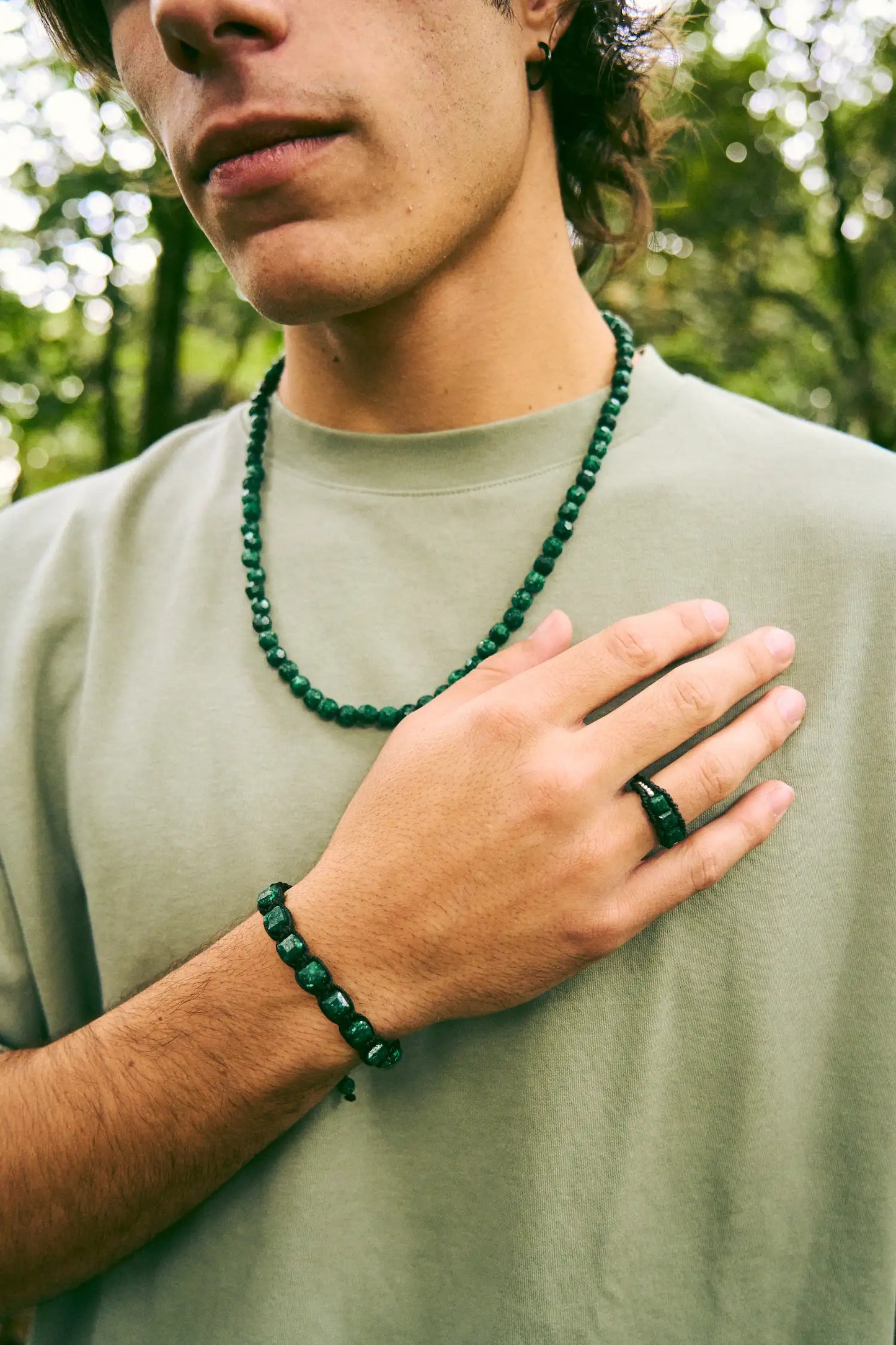 Anillos con 3 esmeraldas encapsuladas cuadradas