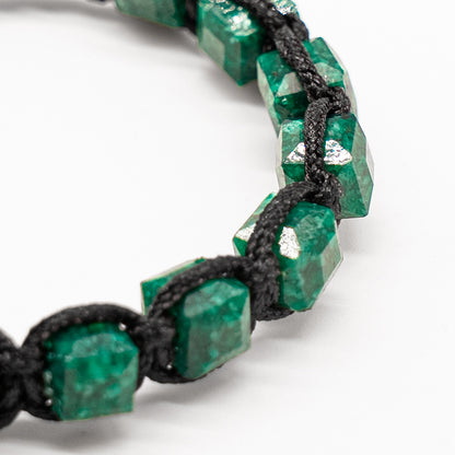 Helios: Brazalete con 9 esmeraldas naturales encapsuladas